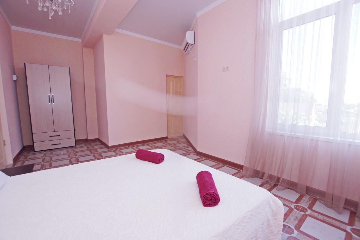 סוקהום Guest House Belyi Lebed מראה חיצוני תמונה